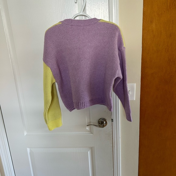 Zara sweater - Picture 2 of 3